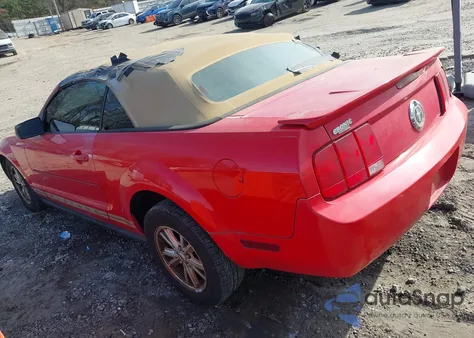 2008 Ford Mustang V6 Deluxe/V6 Premium z USA, uszkodzony, nr VIN 1ZVHT84N485147965